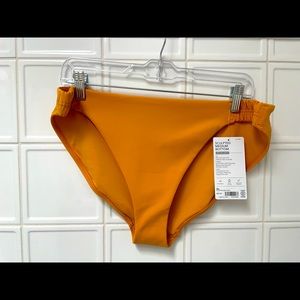 NWT Sculpted bikini bottom athleta